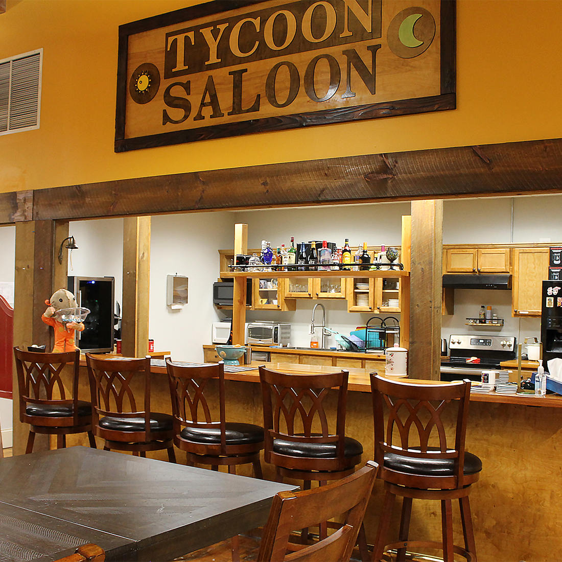 The tycoon saloon